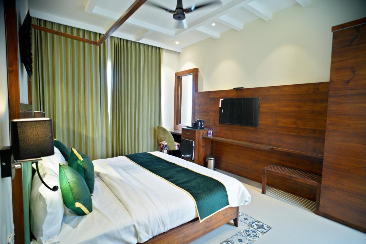 5 States Resort Amritsar Esterno foto